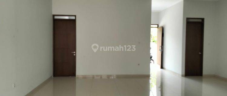 Rumah Baru Dan Asri Nyaman di Batununggal 1