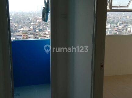 Disewakan Apartemen Teluk Intan 2 Kamar Tidur Semi Furnished 1