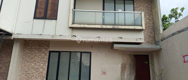 Rumah Di Jual Cepat Di Komplek Perumahan Elysian  1
