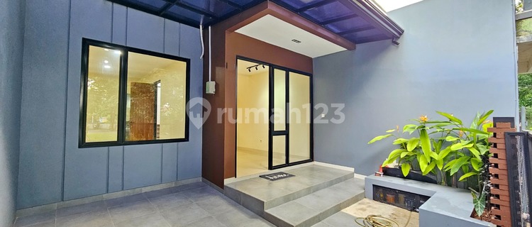 Independent Design House Kencana Loka BSD Certificate in BSD Kencana Loka Good 1