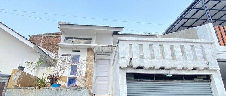 Rumah Bagus Unfurnished SHM di Perumahan Griya Pratama Asri 1, Bandung 1