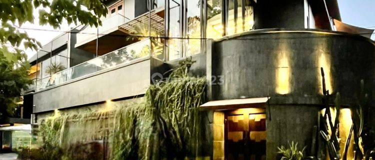 Rumah 4 Lantai Bagus Furnished di Kebayoran Baru, Jakarta Selatan 1