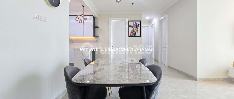 Ambassador Apartment 2, 17th Floor, Good Condition, Furnished 1