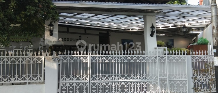 Asri House Plus Additional Boarding House Units in Tebet Area 1