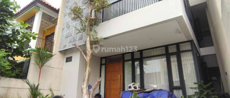 Rumah Murah 3 Lantai Minimalis Modern Semi Furnished Siap Huni Dekat Gwalk Di International Village Citraland Surabaya Barat 1