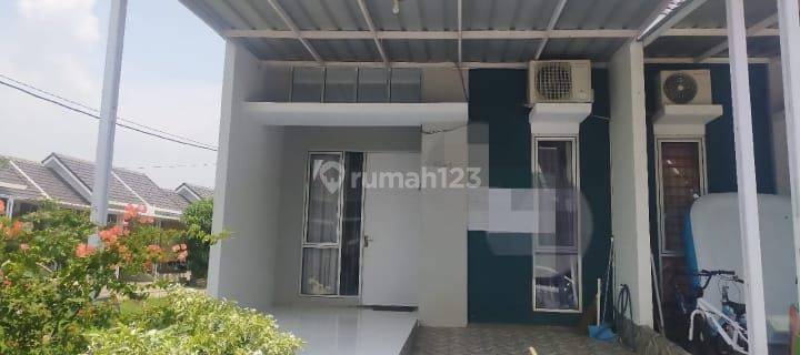 Rumah Teduh, Hoek, Semi Furnished Disewakan Murah Di Perumahan Mutiara Gading City  1