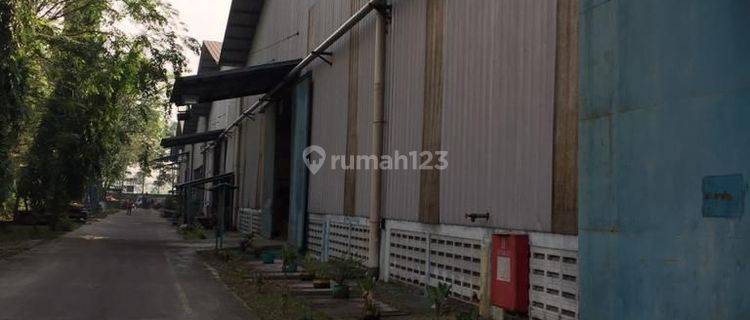 Bangunan pabrik dijual murah di Balaraja barat kab Tangerang  1