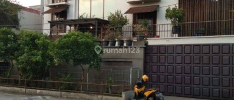 Dijual Rumah 2 Lantai di Komplek Green Garden Kedoya Utara Jakarta Barat 1