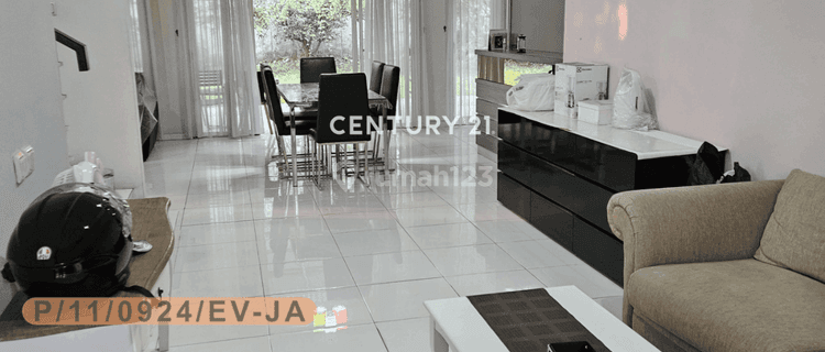 Dijual Rumah Full Furnished Di Kota Baru Parahyangan 1