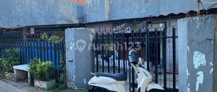 Manggal Boarding House Surabaya 1