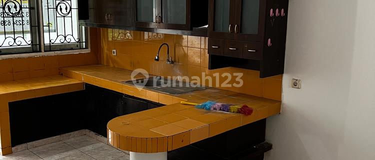 Rumah 2 Lantai Daerah Bagus Dekat Bandara 1