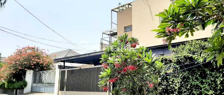 3-Story House with Pool Ready to Occupy Karmel Tosiga Tomang West Jakarta 1