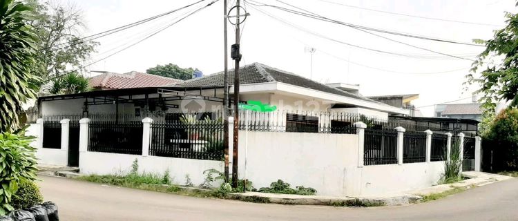 Rumah Hook Hadap Timur Selatan @ Taman Kedoya Baru Res, Jkt Barat 1