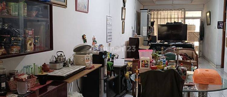 Rumah 2lantai dekat sekolah dan tempat ibadah 1