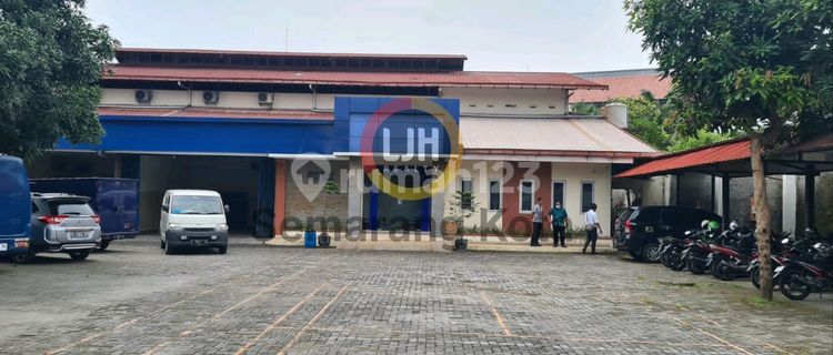 Good Warehouse on Gajah Road 1