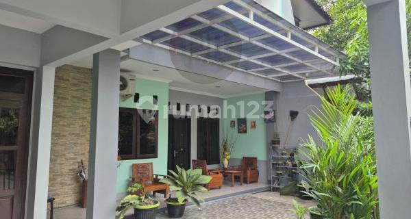 Ready-to-occupy house in Supriyadi 1