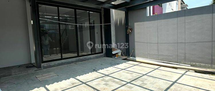 DIJUAL Rumah Baru Sekto 7C at GADING SERPONG , Lantai sudah  GRANITE 1