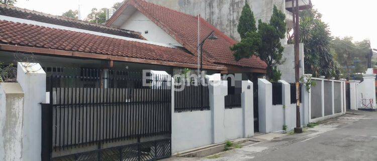 TANAH BONUS RUMAH LOKASI PREMIUM DEKAT MALL PARAGON DAN MANAHAN 1