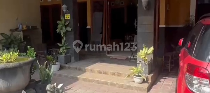 Affordable House in the Center of Solo City 1