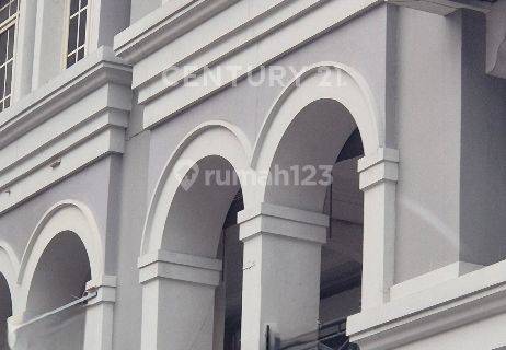 2 Ruko Gandeng Di MOI Strategis Dan Bagus 1