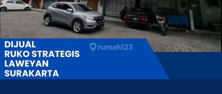 Dijual Ruko Strategis 3 Lantai Luas 330m2 Laweyan,Surakarta  1