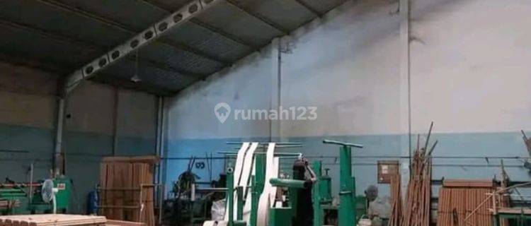 Dijual gudang industri lokasi Bolon Karanganyar sangat strategis Luas 1996m BU! 1