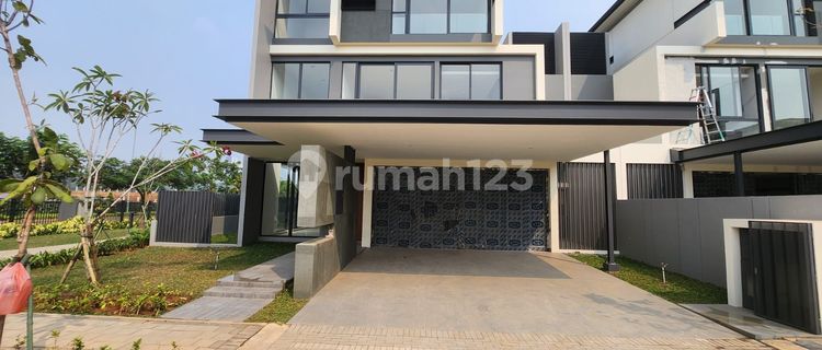 Lyndon Navapark Bsd - 3 Floors Semi Furnished - Negotiable Price 1