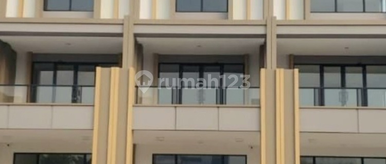 For Rent Ruko Il-Lago Grande Gading Serpong - 3-Story Ruko Size 4.5X17 - Ready to Use 1