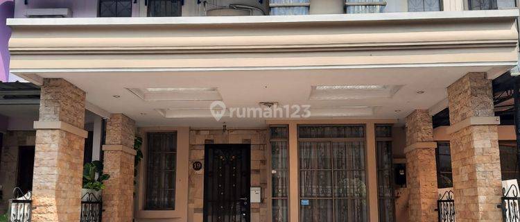 Dijuall Rumah Bagus Dan Furnish di Lippo Karawaci  1