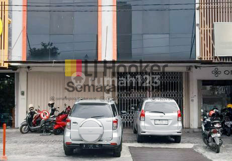 Good Shop House in Erlangga 1