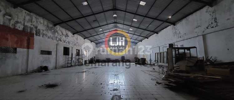 Bangunan kuno di daerah Kota Lama 1