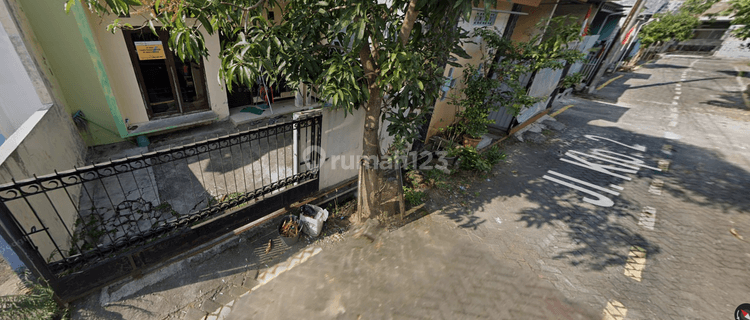 Rumah Tinggal Dengan Lokasi Strategis Di Semarang  1