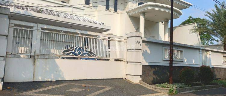 Rumah Bagus 2 Lt Dijual Di Jl. Permata Berlian Permata Hijau Jakarta Selatan  1