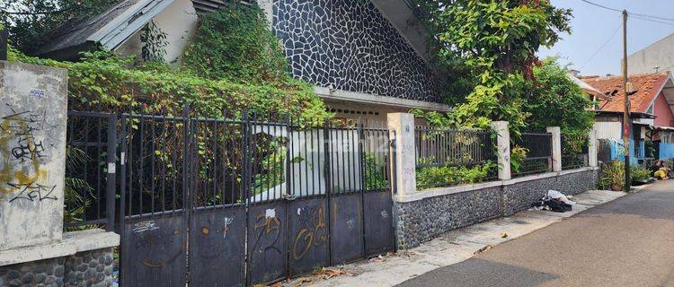 Rumah Dijual Di Jl. Petojo Sabangan Jakarta Pusat 1