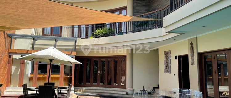 TOP URGENT VILLA FOR SALE IN JIMBARAN LOCATION, SOUTH KUTA BADUNG 1