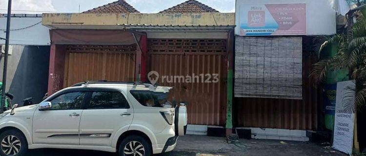 Hot List for Sale of Building Bonus Land Location on Main Road Pemogan, South Denpasar 1