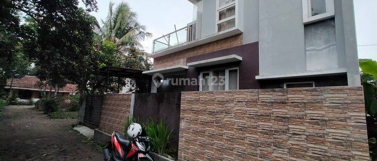 RUMAH MEWAH di Jl.Letkol Subadri SUMBERADI MLATI  1