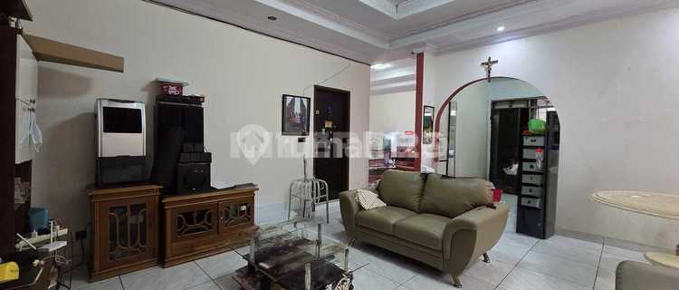 Rumah Dijual Minimalis Terawat Villa Tomang Mas Lt 240m2 1