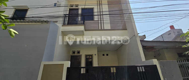 Brand New 3-Story House for Sale in Duri Kepa, South Facing – Land Area 62m2 1
