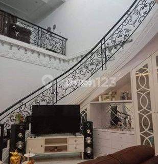 Dijual Rumah 3 Lantai di Ciwidey Bandung 1
