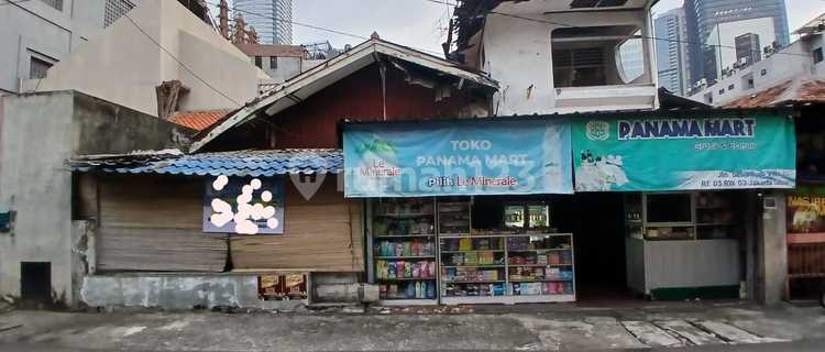 rumah tua hitung tanah  area setiabudi luas 240m bentuk ngantong 1