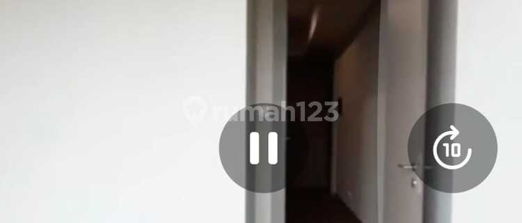 unit menara jakarta luas 49m lantai 19 semi furnish masih nego 1