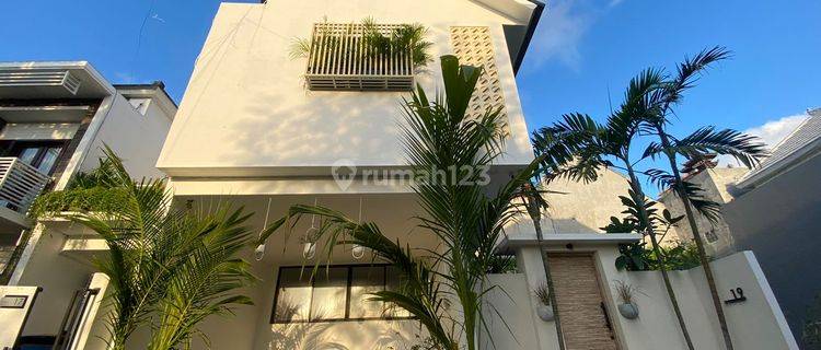 Villa Siap Huni Full Furnished Area Nusa Dua, Bali 1