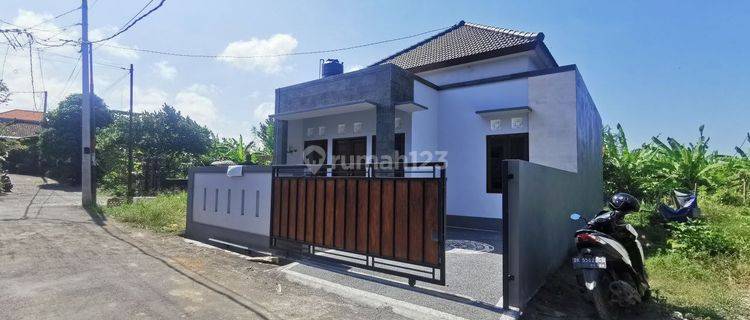 Dijual Rumah Konsep Minimalis di Sasih,batubulan,gianyar 1