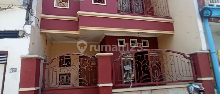 Kost House in the Center of Surabaya City, Jl. Kranggan 11 Rooms, Close to BG Junction, Tugu Pahlawan Street, Pasar Turi 1