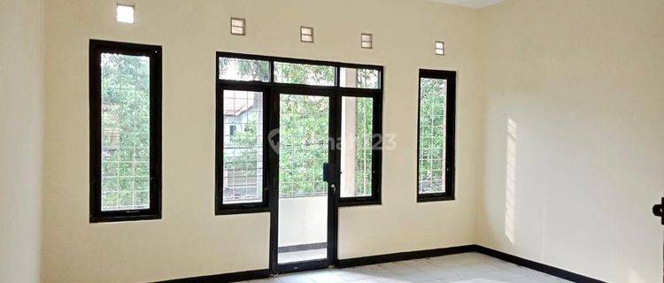 For Rent Ruko di Taman Kopo Indah 3 2 Lantai 1