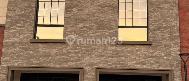 Osaka PIK 2 Ruko Boulevard Type Body Size 4.5x15 Ready to Use 1