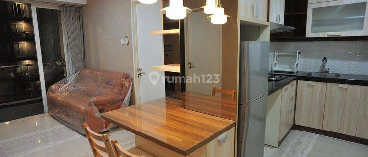 Disewakan Apartment 3 Kamar Furnish Luas di Landmark Residence 1