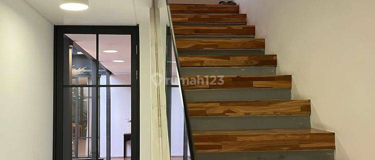 For Sale Rumah Modern di Sayap Pajajaran 1