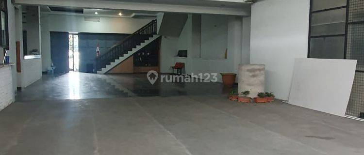 Dijual Ruang Usaha Luas 2 Lantai Tengah Kota Mainroad Lengkong 1